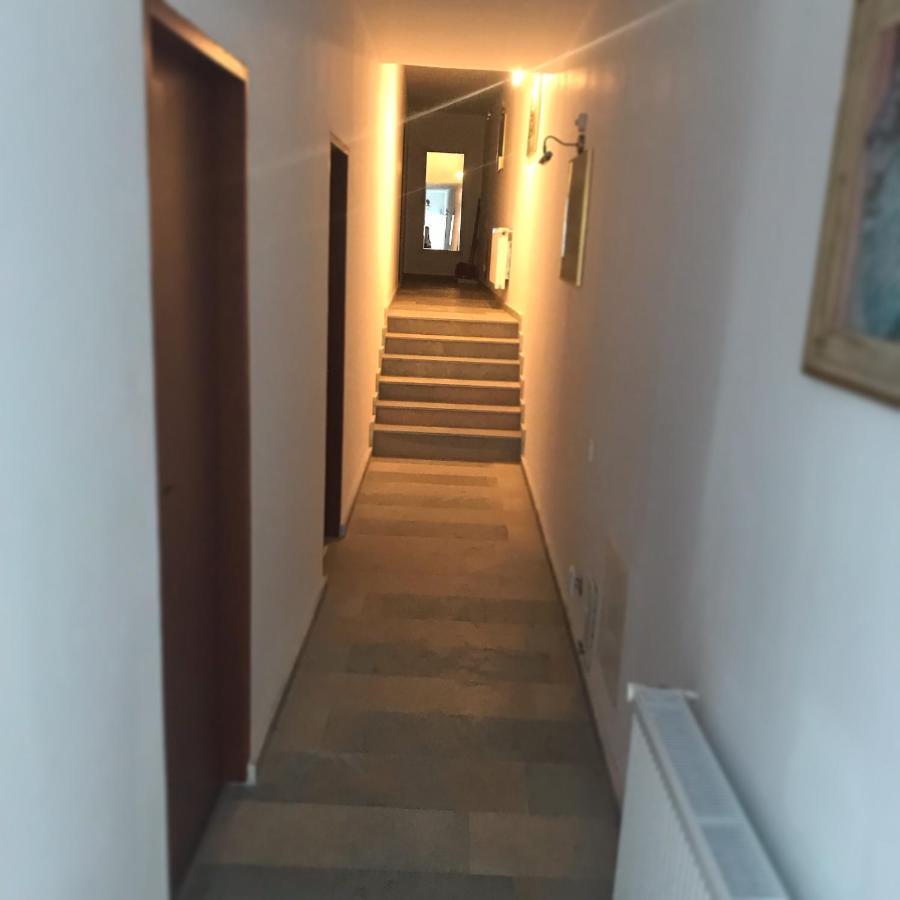 Casa Ryana Self Check-In Motell Gilău Exteriör bild