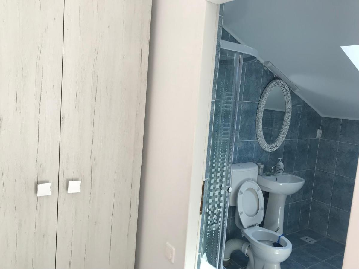 Casa Ryana Self Check-In Motell Gilău Exteriör bild