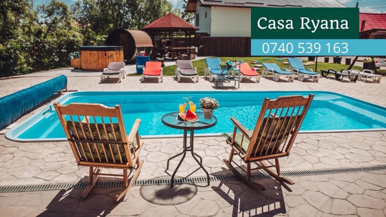 Casa Ryana Self Check-In Motell Gilău Exteriör bild