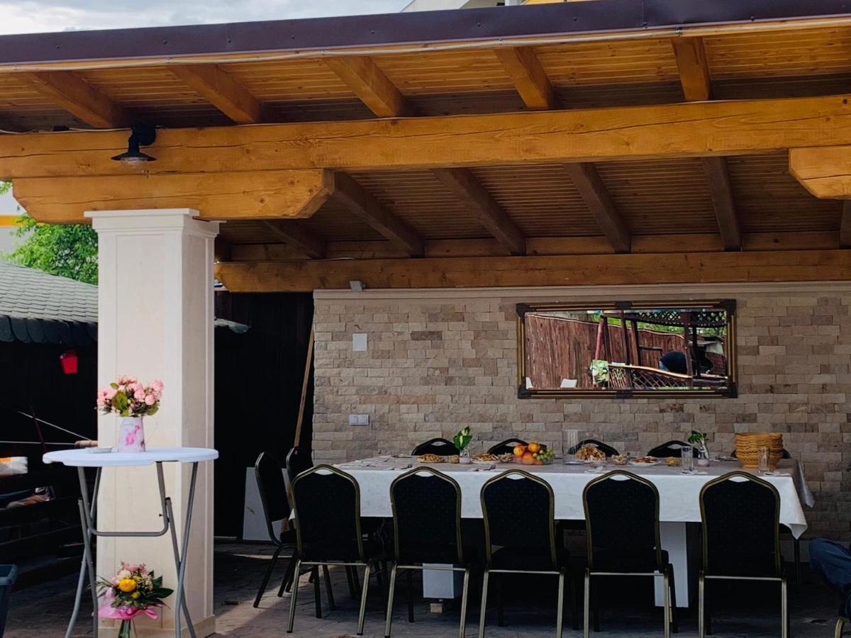 Casa Ryana Self Check-In Motell Gilău Exteriör bild